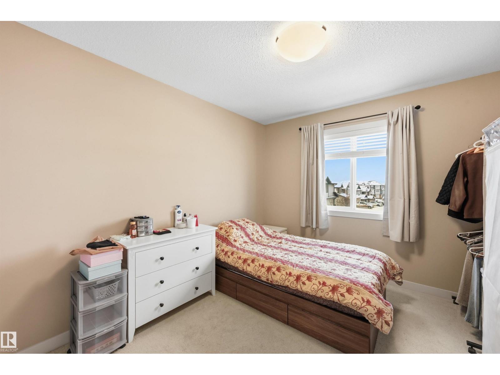 140 Axbridge Ga, Sherwood Park, AB - Indoor Photo Showing Bedroom