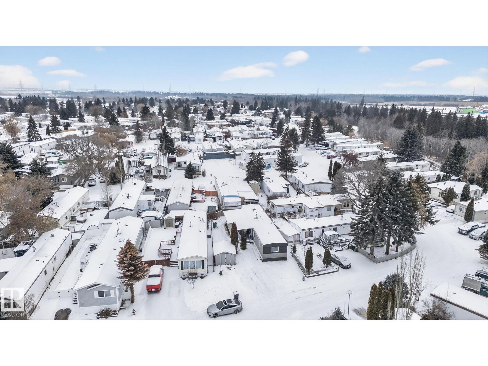 543 Evergreen St Nw, Edmonton, AB - Outdoor With View