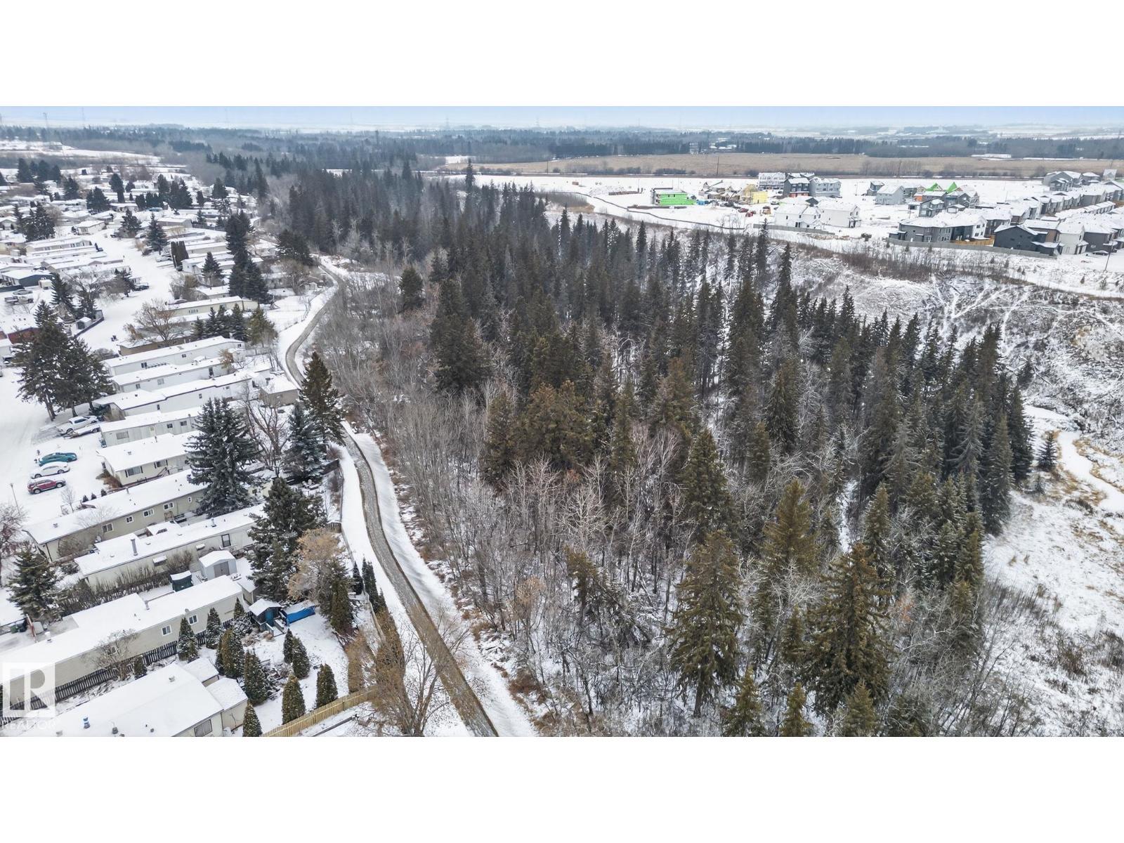 543 Evergreen St Nw, Edmonton, AB - Outdoor With View