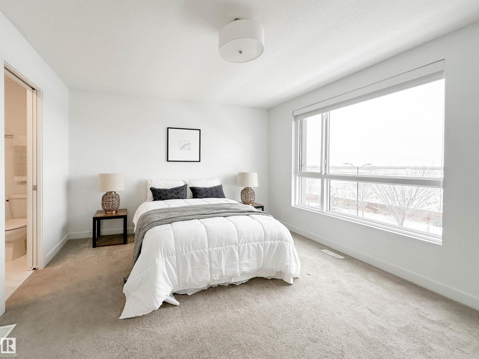 #14 100 Jensen Bv, St. Albert, AB - Indoor Photo Showing Bedroom