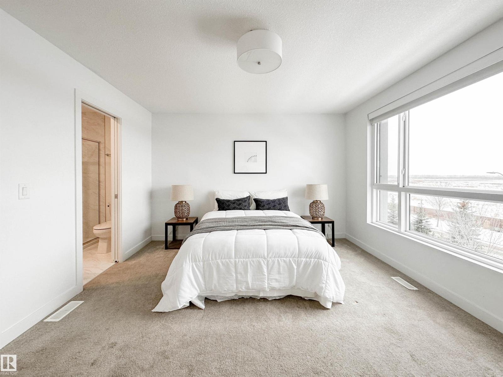 #14 100 Jensen Bv, St. Albert, AB - Indoor Photo Showing Bedroom