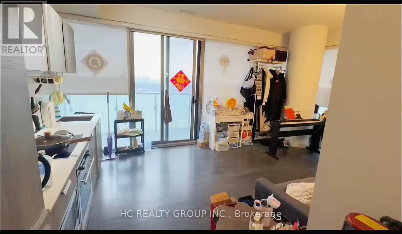 4211 - 50 Charles Street E, Toronto, ON - Indoor