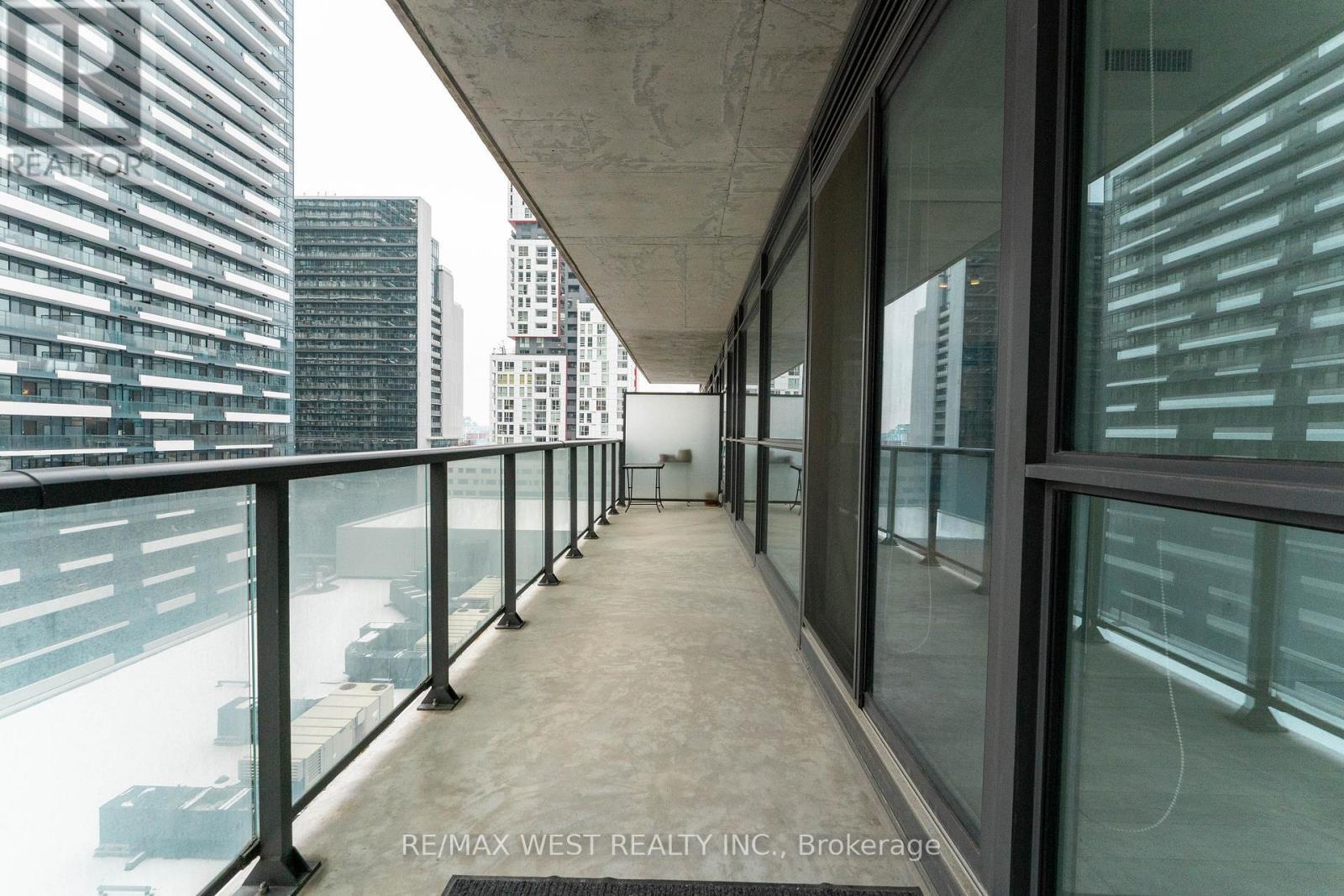 1201 - 290 Adelaide Street, Toronto, ON - Outdoor With Exterior