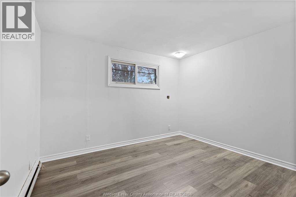 1400-1430 Seneca Street, Windsor, ON - Indoor Photo Showing Other Room