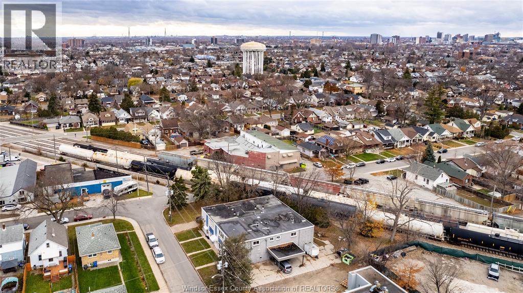 1400-1430 Seneca Street, Windsor, ON - Outdoor With View