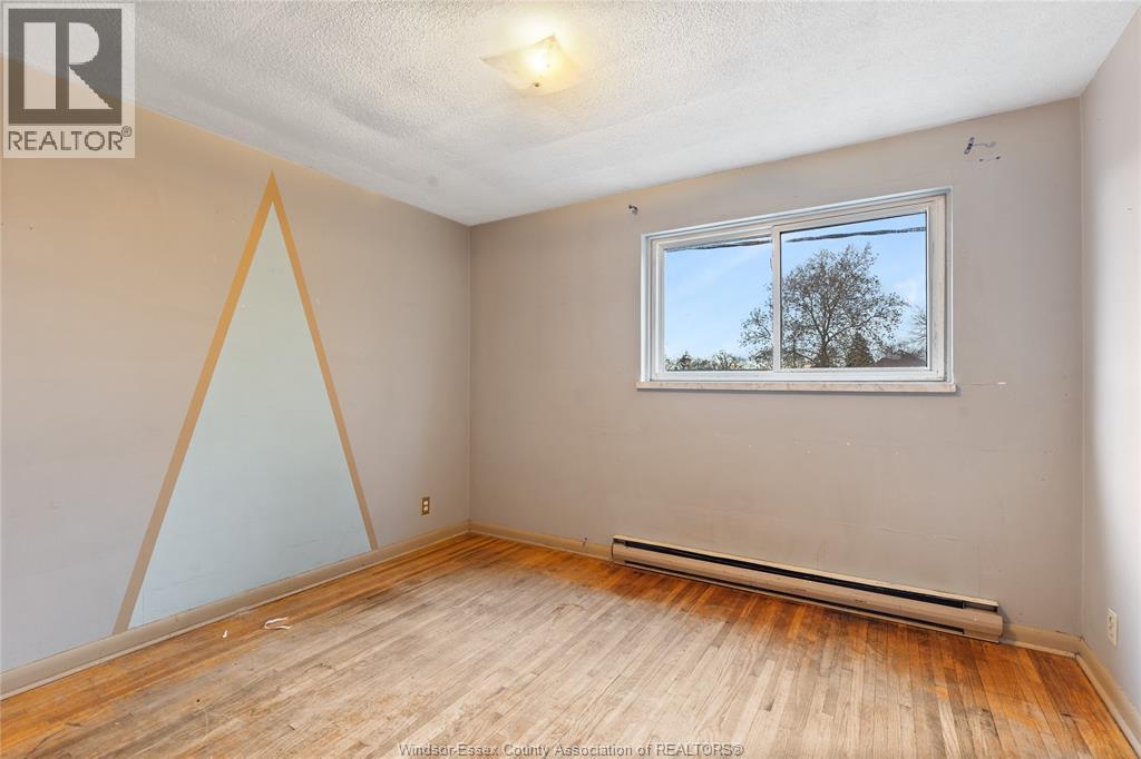 1400-1430 Seneca Street, Windsor, ON - Indoor Photo Showing Other Room