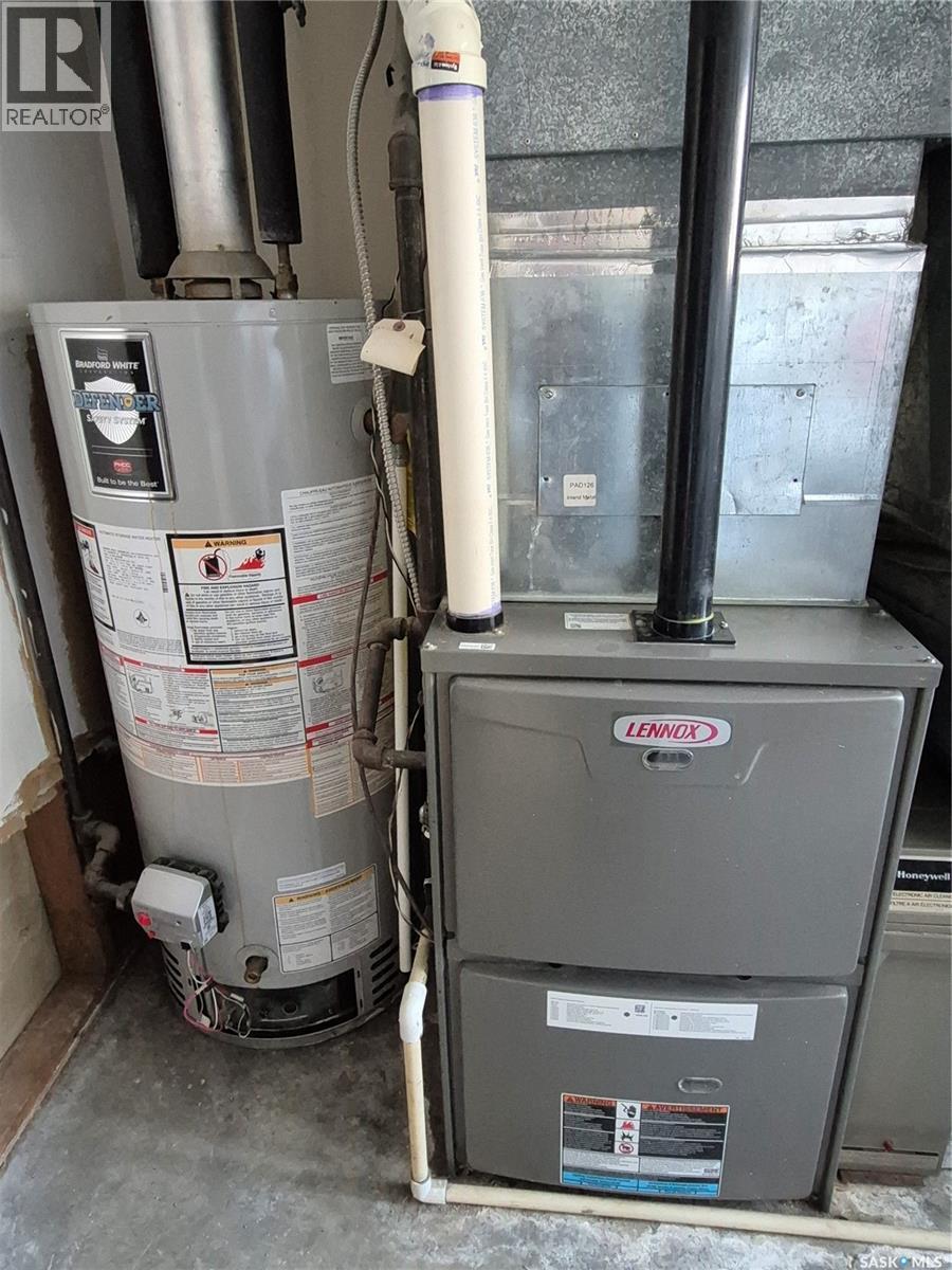 725 Shropshire Avenue, Radville, SK - Indoor Photo Showing Basement