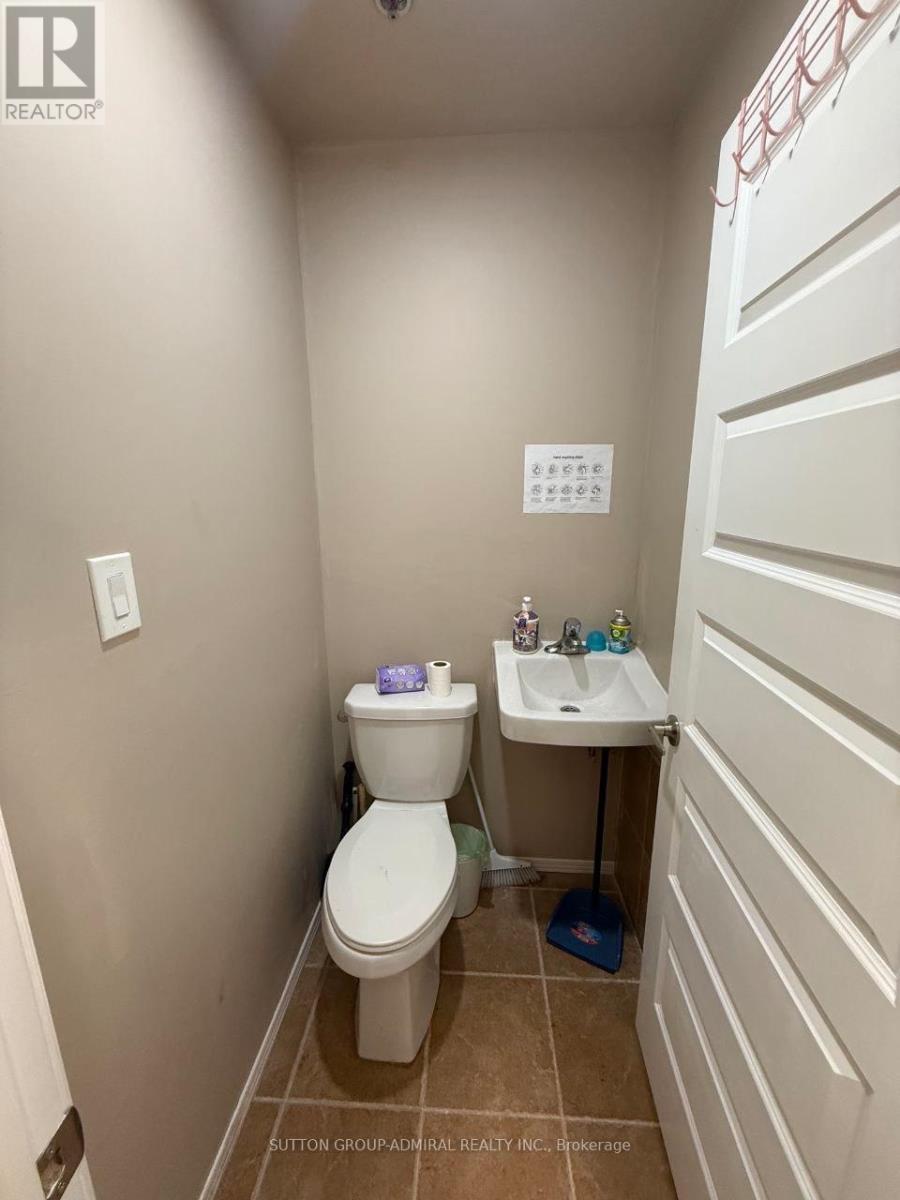 11 - 110 Konrad Crescent, Markham, ON