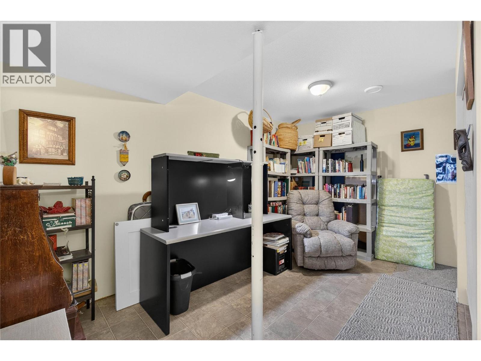 801 20Th Street Ne Unit# 4, Salmon Arm, BC - Indoor