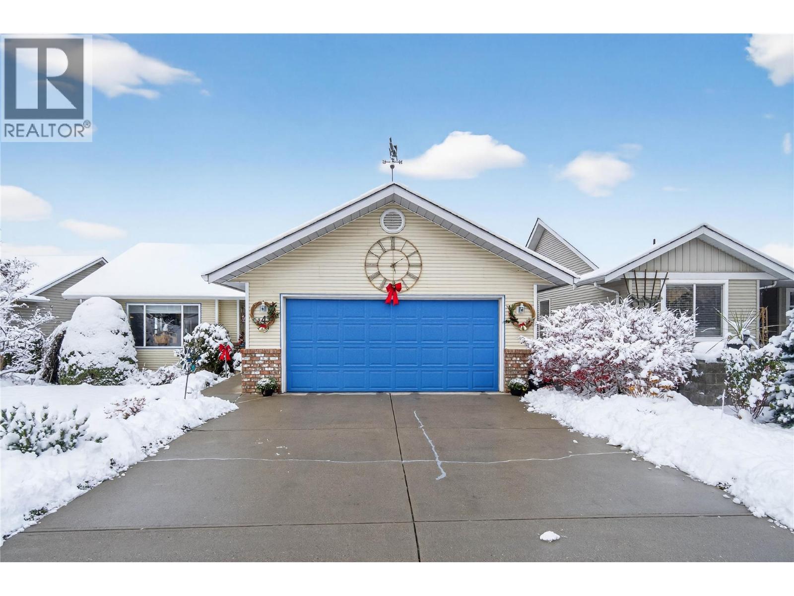 801 20Th Street Ne Unit# 4, Salmon Arm, BC - Outdoor