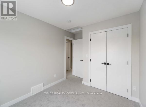 9145 154 St. Sw, Edmonton, AB - Indoor Photo Showing Other Room