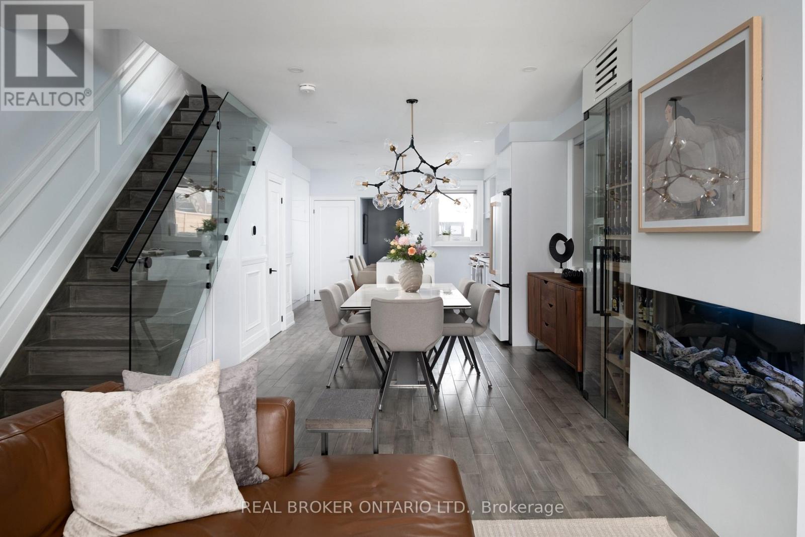 1059 Saint Clarens Avenue, Toronto, ON - Indoor