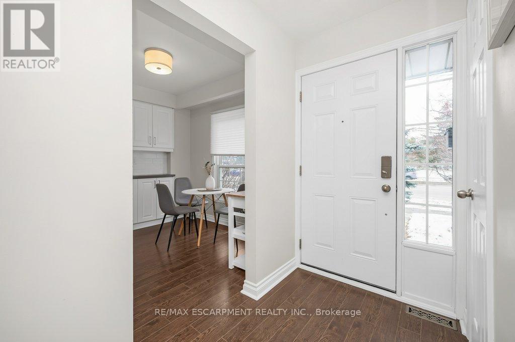 15 - 565 Guelph Line, Burlington, ON - Indoor Photo Showing Other Room