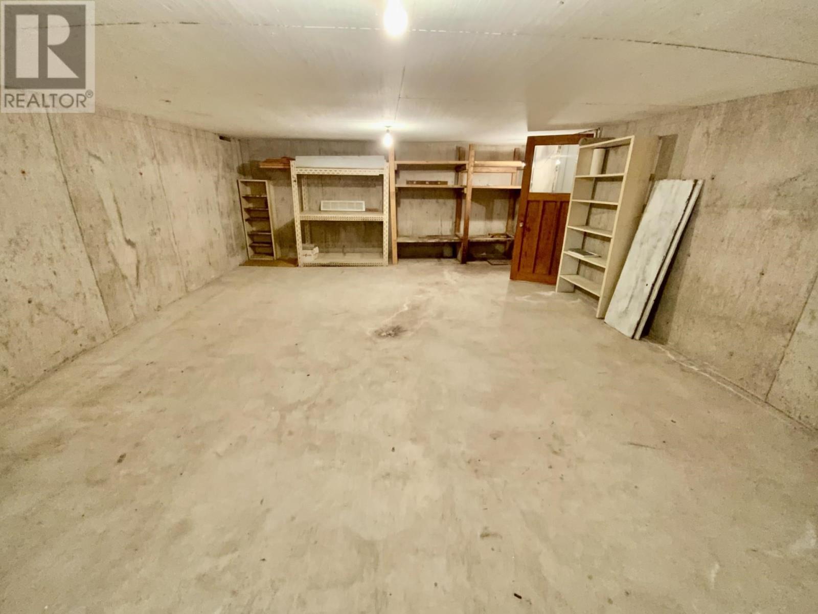 15 Fields Square, Sault Ste. Marie, ON - Indoor