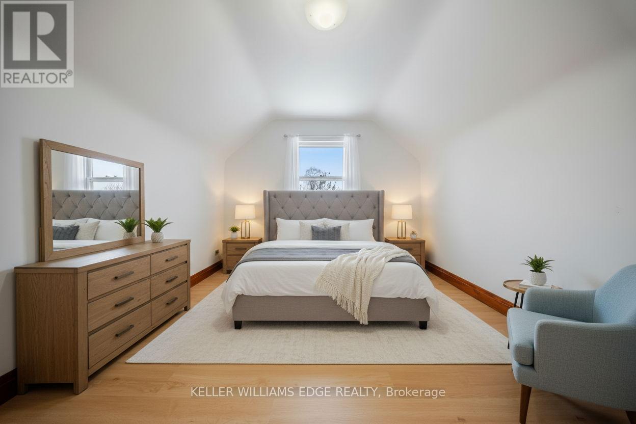 Virtually Staged - 186 Huxley Avenue S, Hamilton, ON - Indoor Photo Showing Bedroom