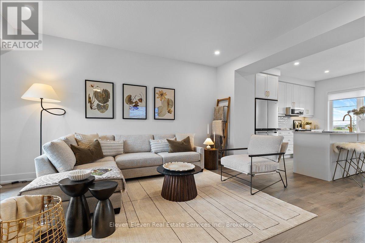 56 Balladry Boulevard, Stratford, ON - Indoor Photo Showing Other Room