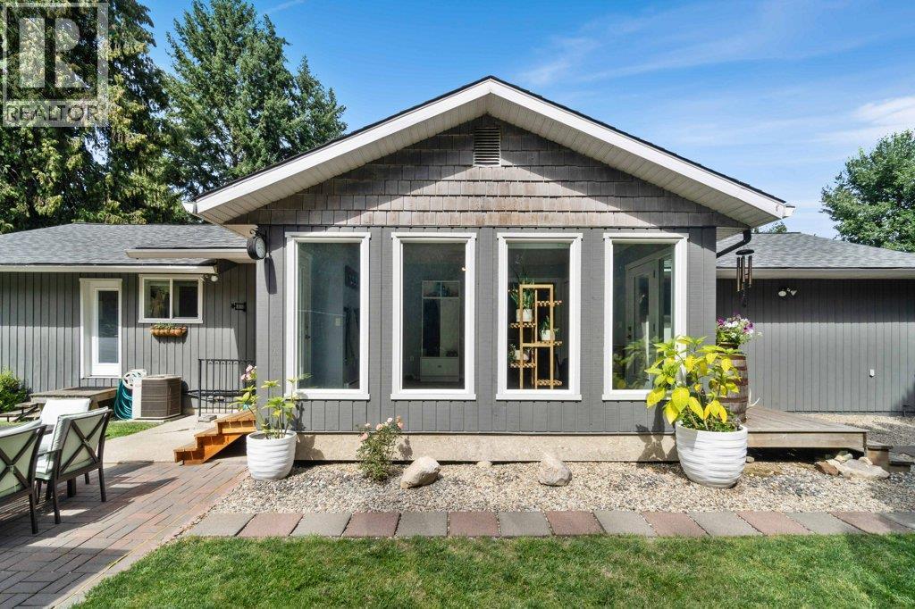 2131 21 Street Ne, Salmon Arm, BC - Outdoor With Deck Patio Veranda