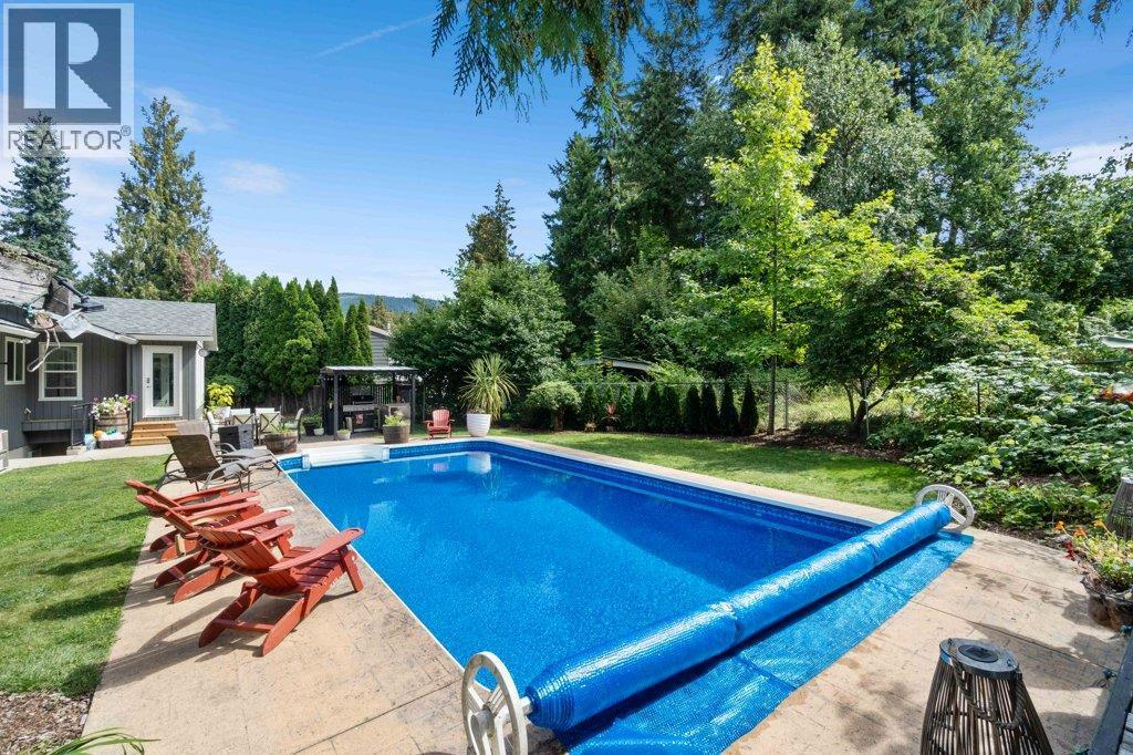 2131 21 Street Ne, Salmon Arm, BC - Outdoor With In Ground Pool With Backyard