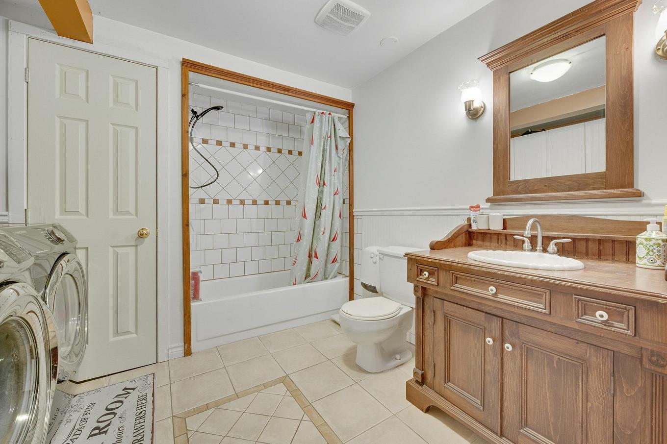 Bathroom - 1269 Rue Des Cyprès, Prévost, QC - Indoor Photo Showing Bathroom