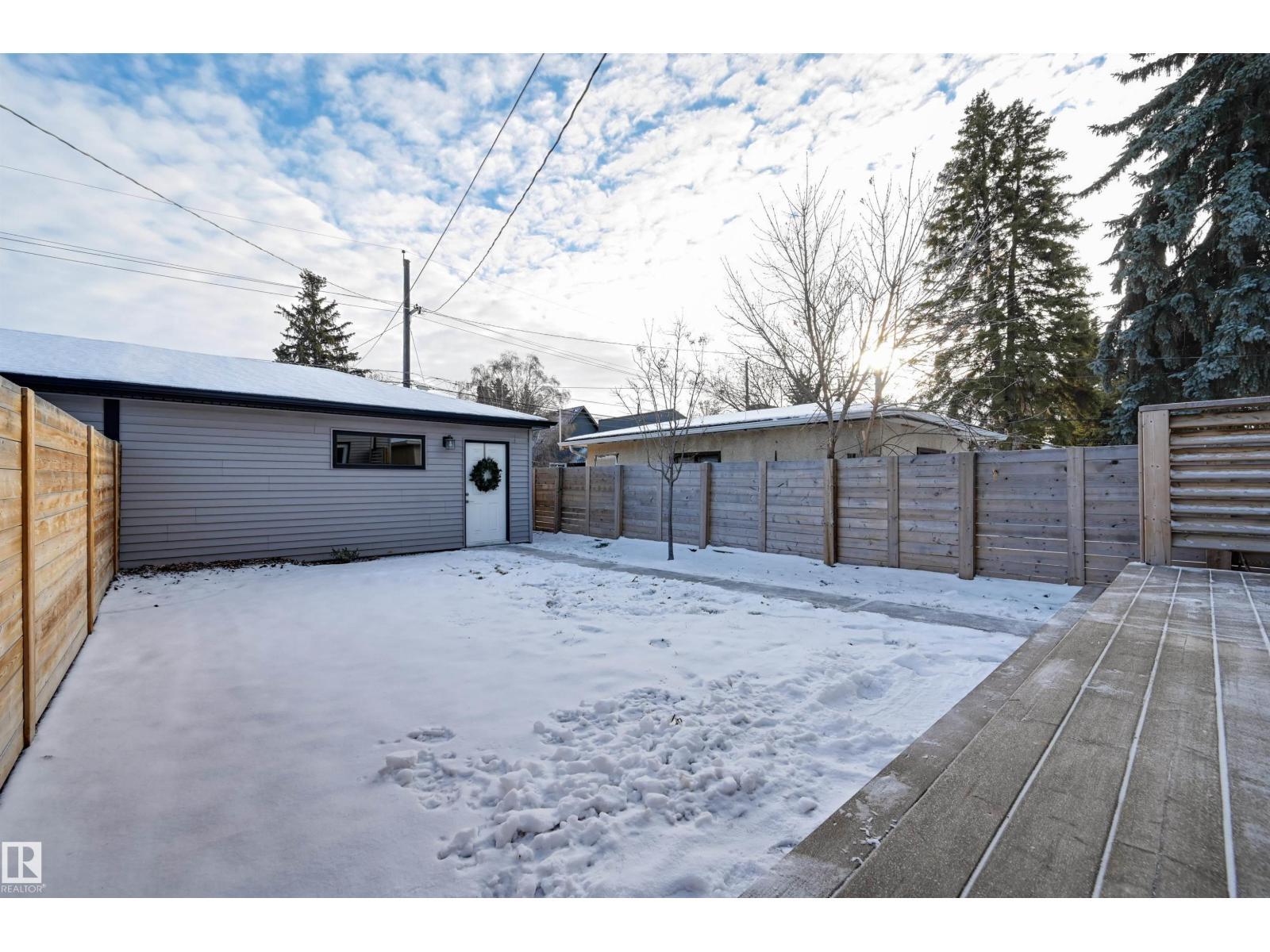10411 144 St Nw, Edmonton, AB - Outdoor