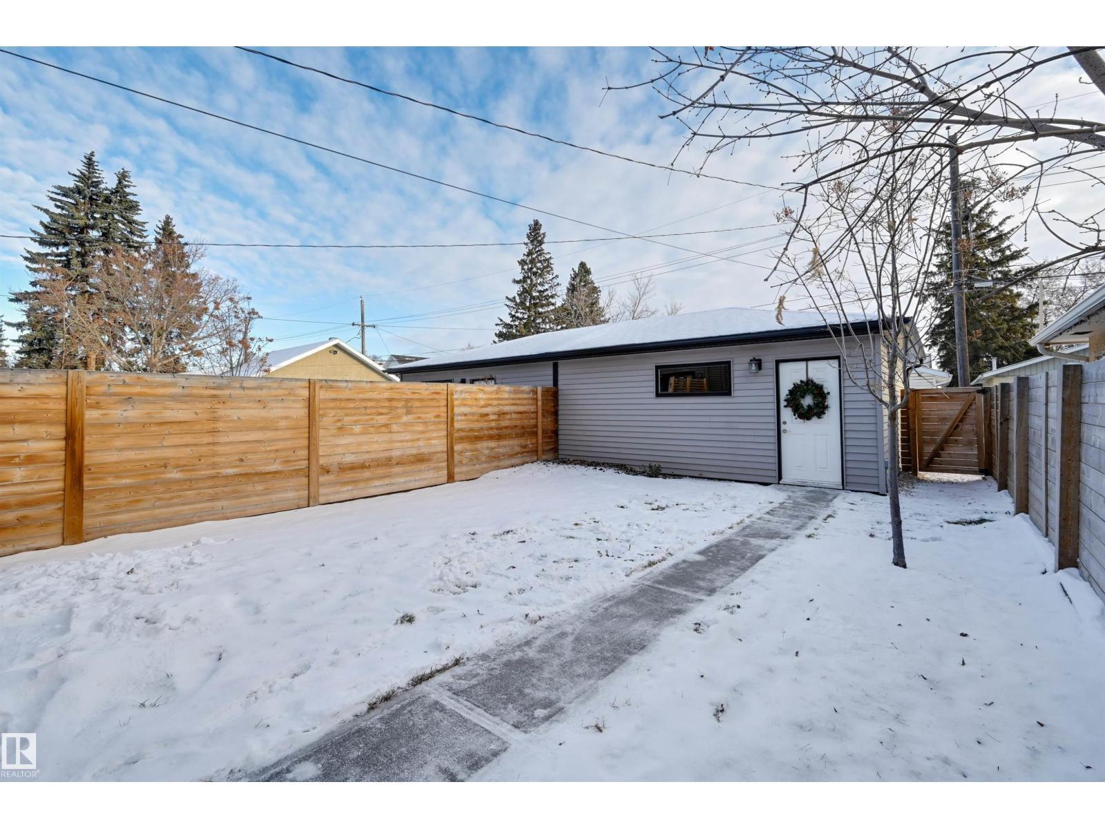 10411 144 St Nw, Edmonton, AB - Outdoor