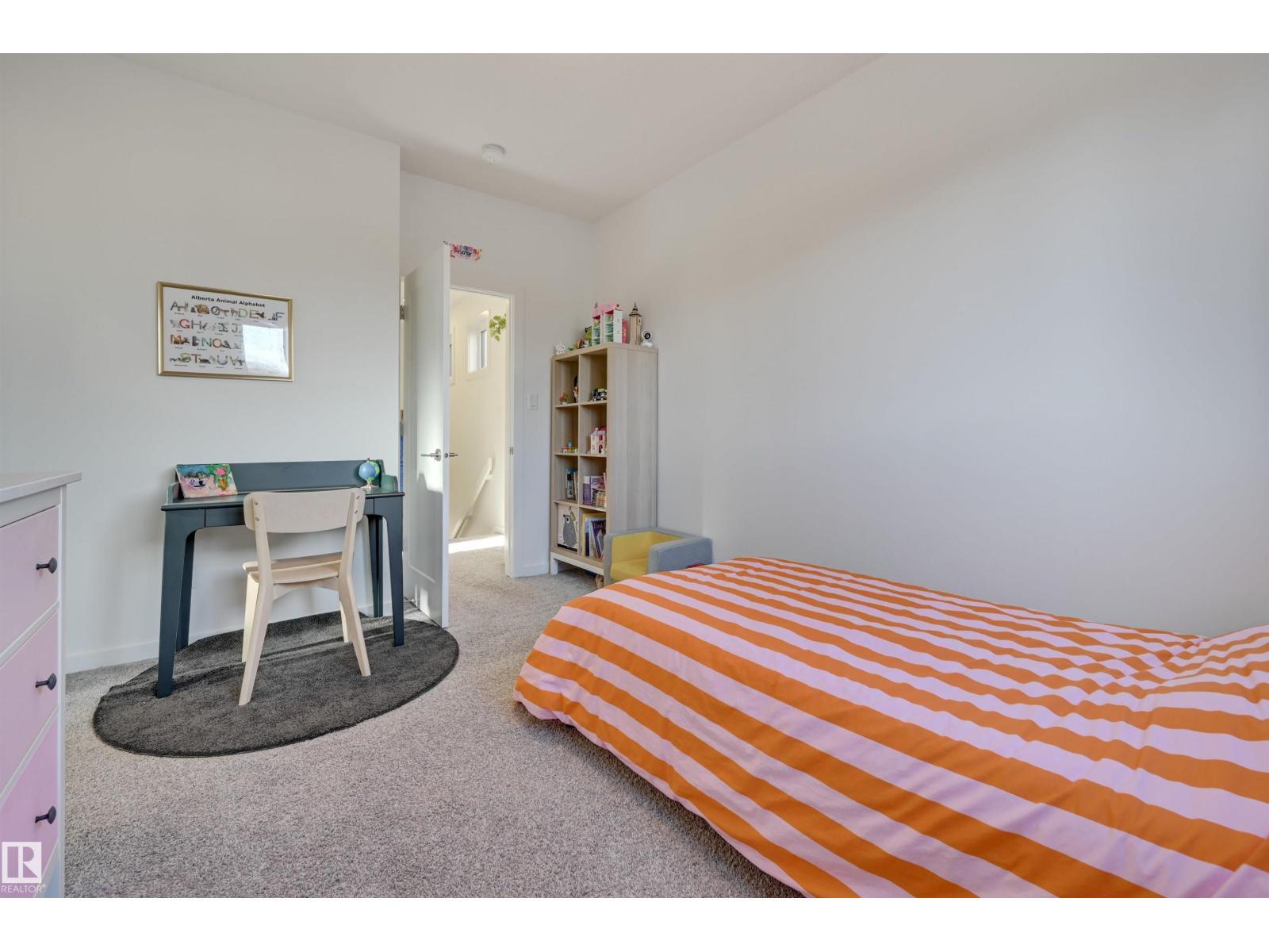 10411 144 St Nw, Edmonton, AB - Indoor Photo Showing Bedroom