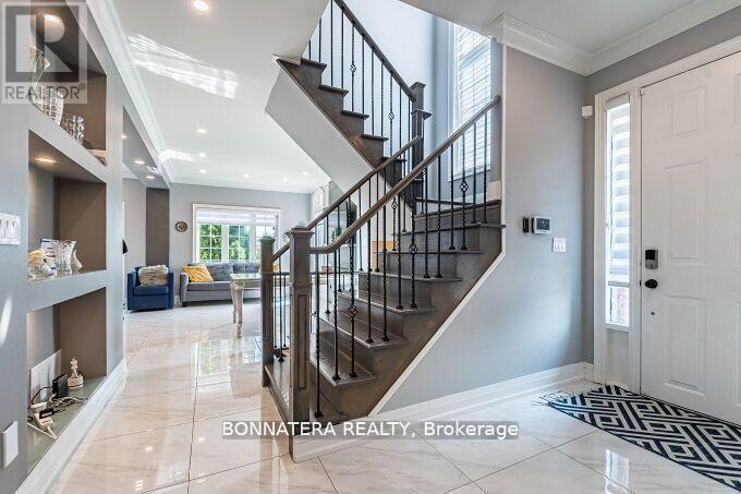 4991 Middlesex Gate, Mississauga, ON - Indoor Photo Showing Other Room