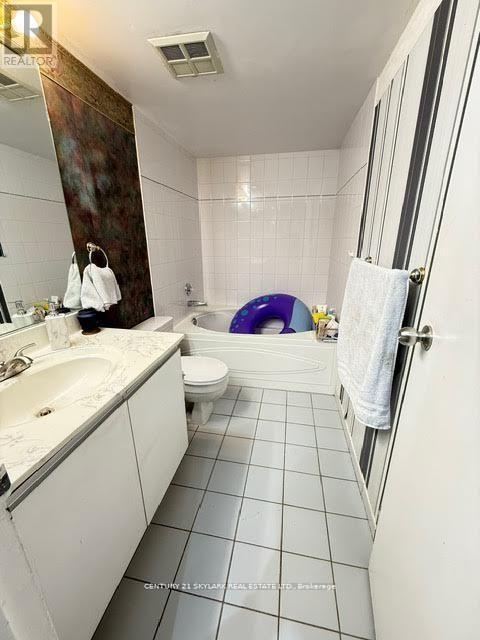 1707 - 5 Rowntree Road, Toronto, ON - Indoor Photo Showing Bathroom