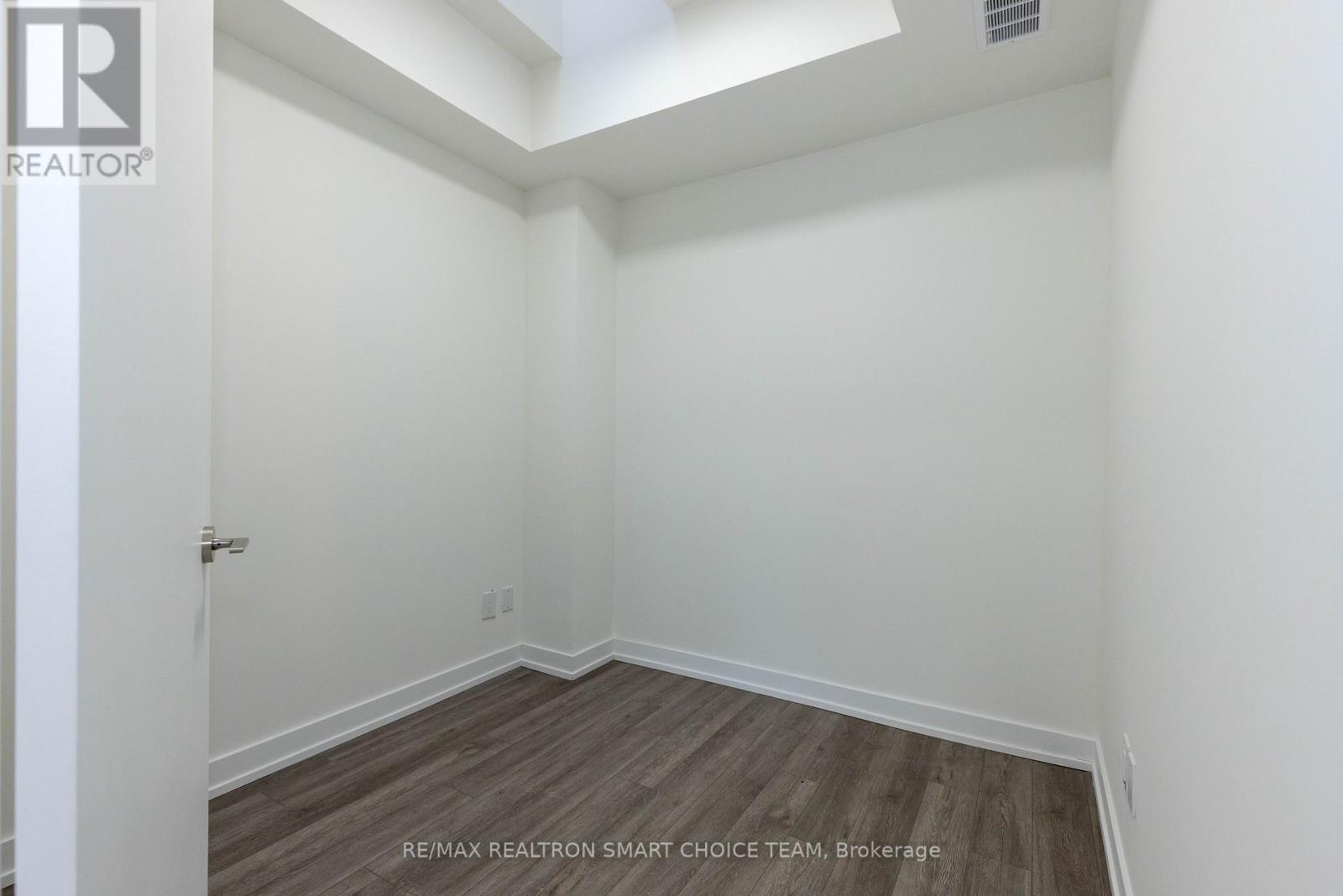 41 - 871 Sheppard Avenue W, Toronto, ON - Indoor Photo Showing Other Room