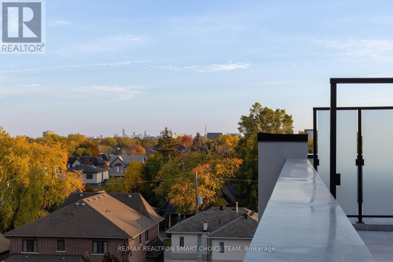 41 - 871 Sheppard Avenue W, Toronto, ON - Outdoor