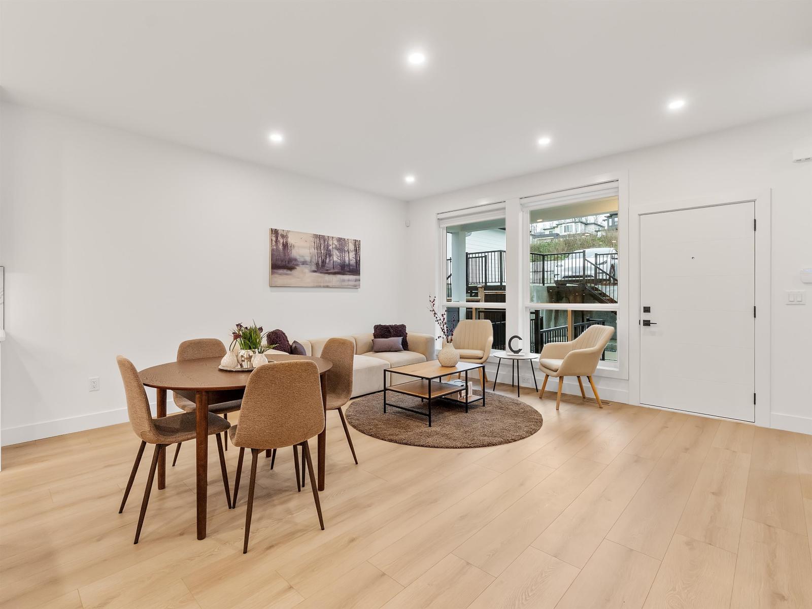 102 16689 16 Avenue, Surrey, BC - Indoor