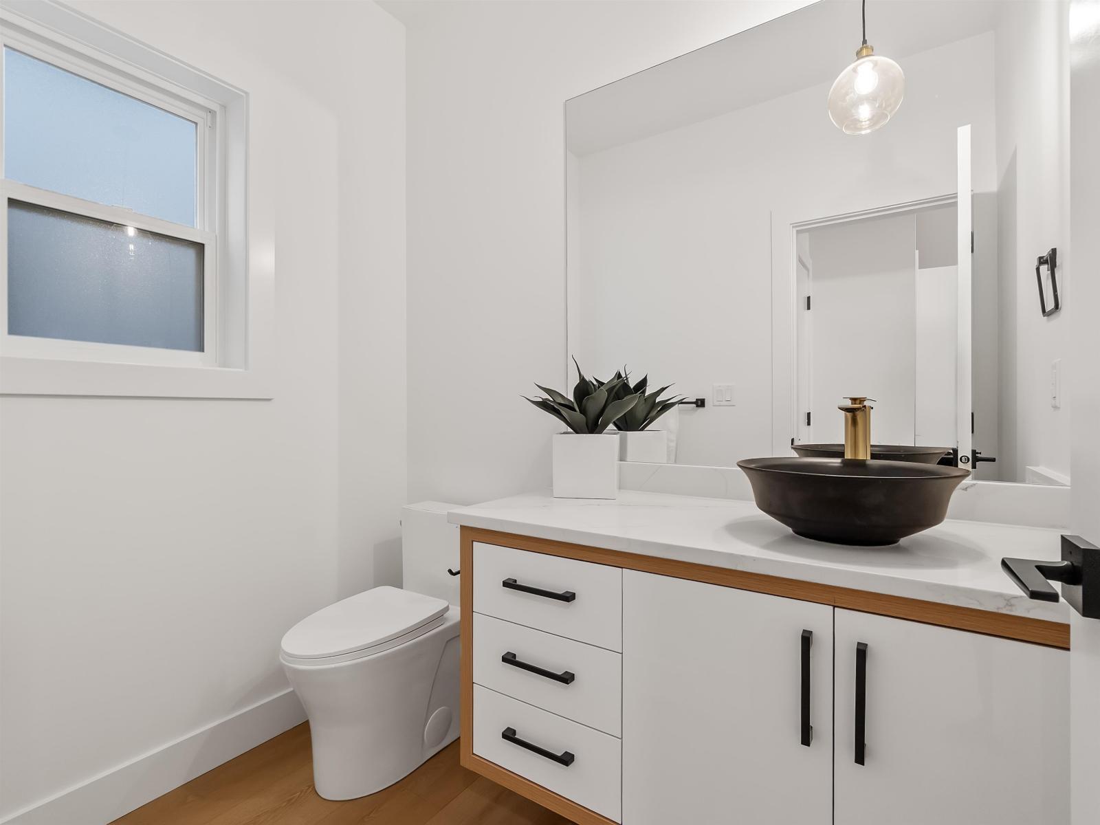 102 16689 16 Avenue, Surrey, BC - Indoor Photo Showing Bathroom