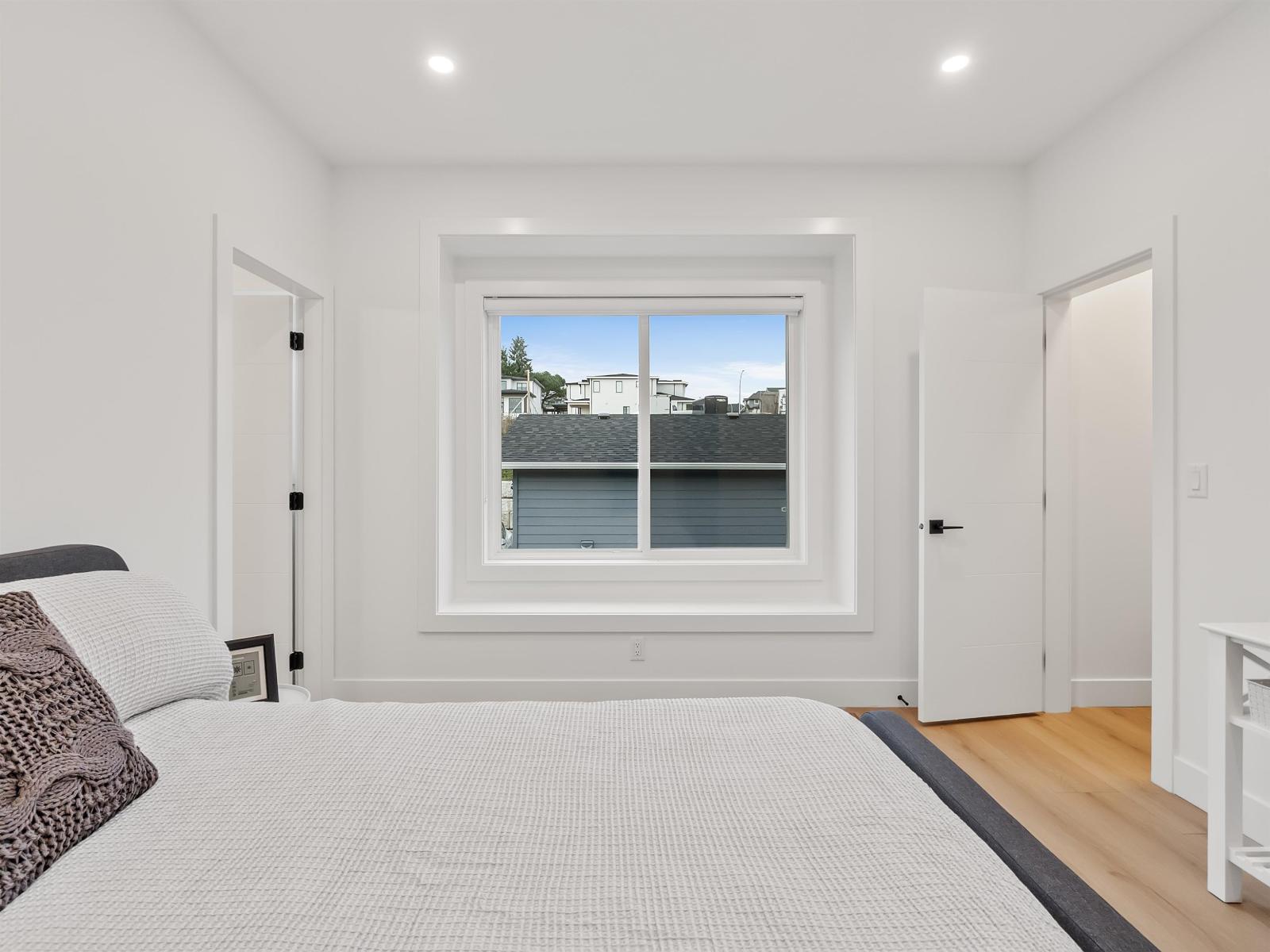 102 16689 16 Avenue, Surrey, BC - Indoor Photo Showing Bedroom