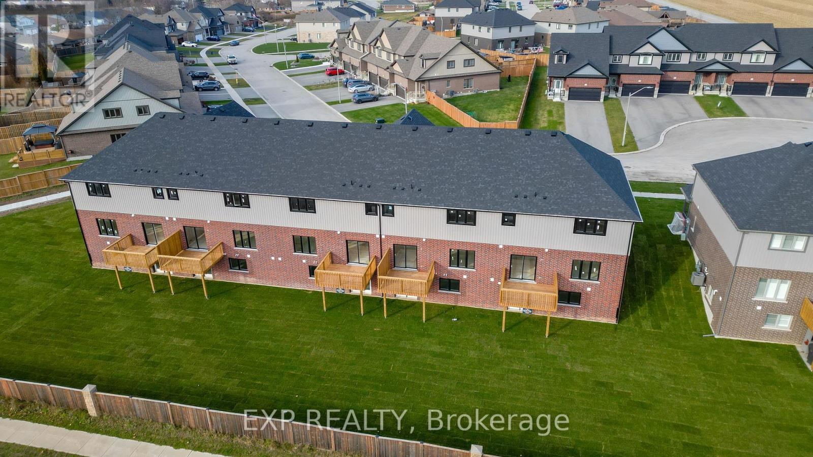 235 Applewood Street, Blandford-Blenheim, ON - Outdoor