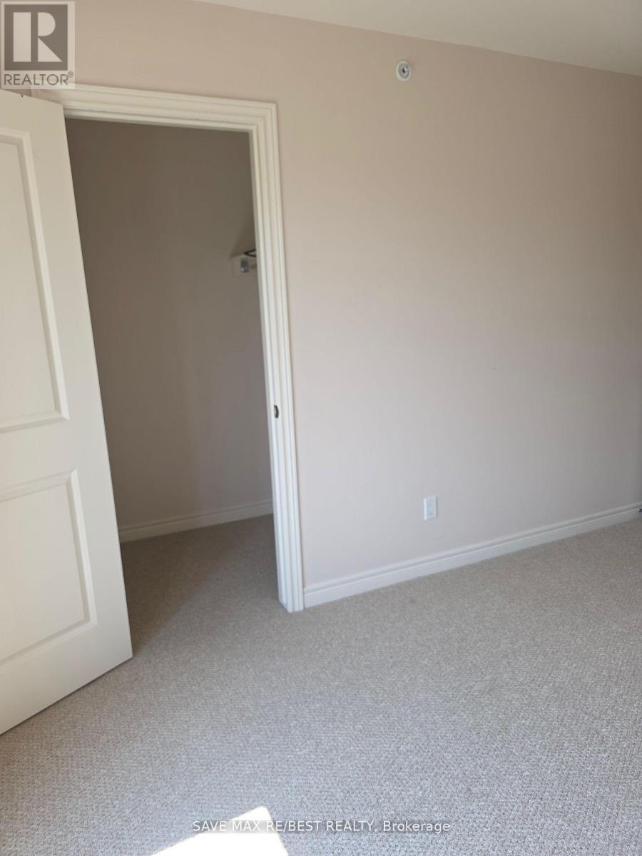 7 Glory Hill Road, St. Catharines, ON - Indoor Photo Showing Other Room