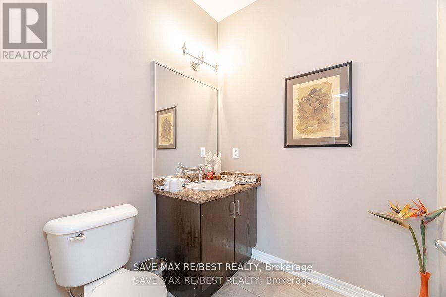 7 Glory Hill Road, St. Catharines, ON - Indoor Photo Showing Bathroom