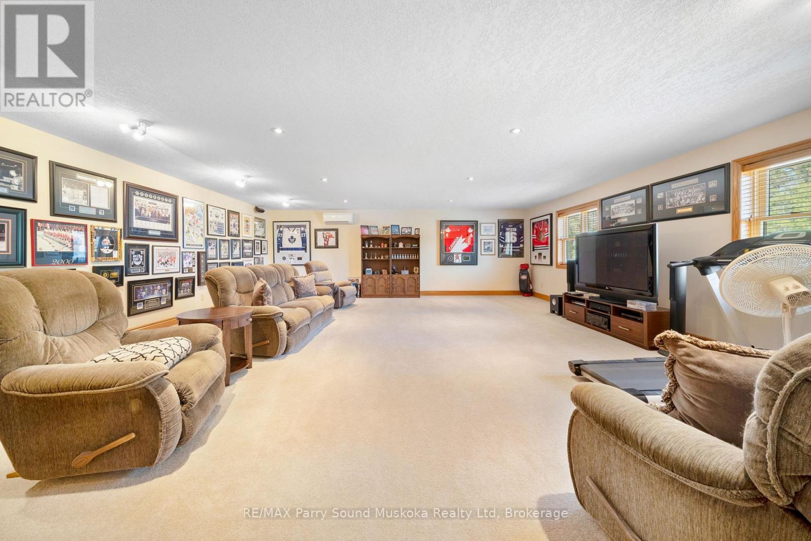 217 South Shore Road, The Archipelago (Archipelago North), ON - Indoor Photo Showing Other Room