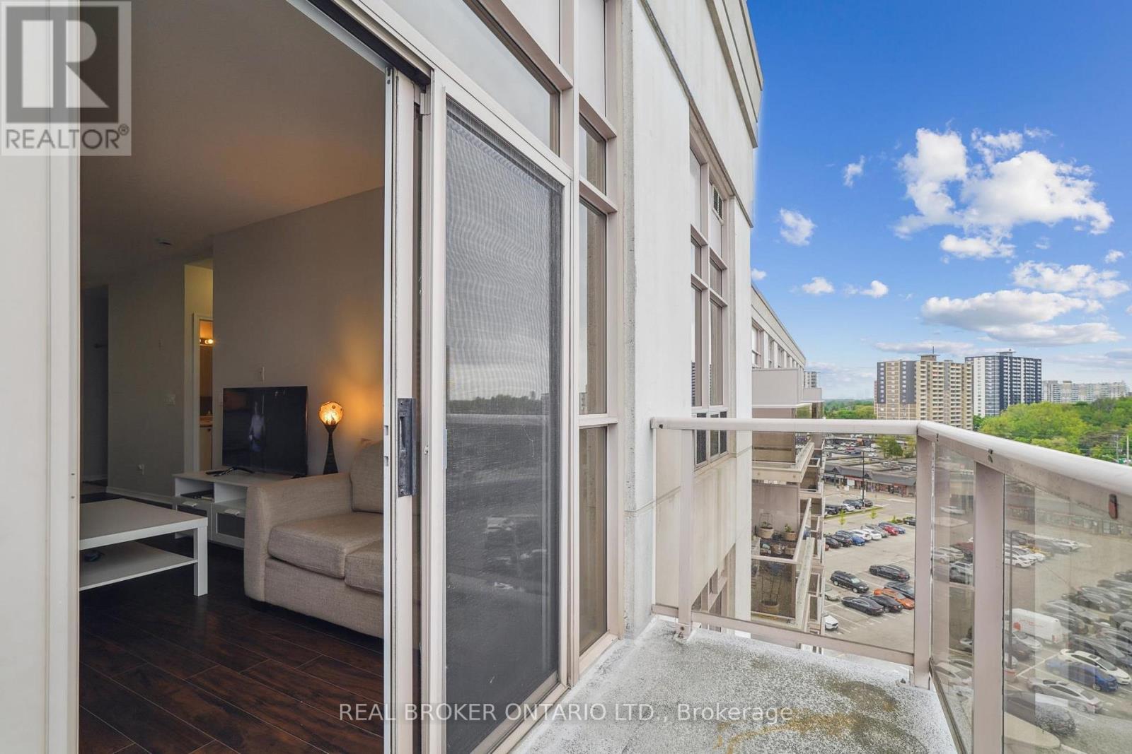 926 - 3650 Kingston Road, Toronto, ON - Outdoor With Exterior