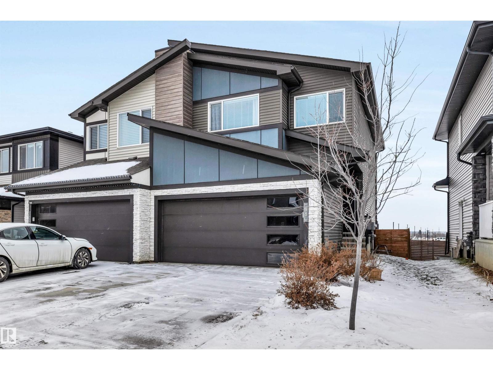98 Kingsbury Ci, Spruce Grove, AB - Outdoor With Facade
