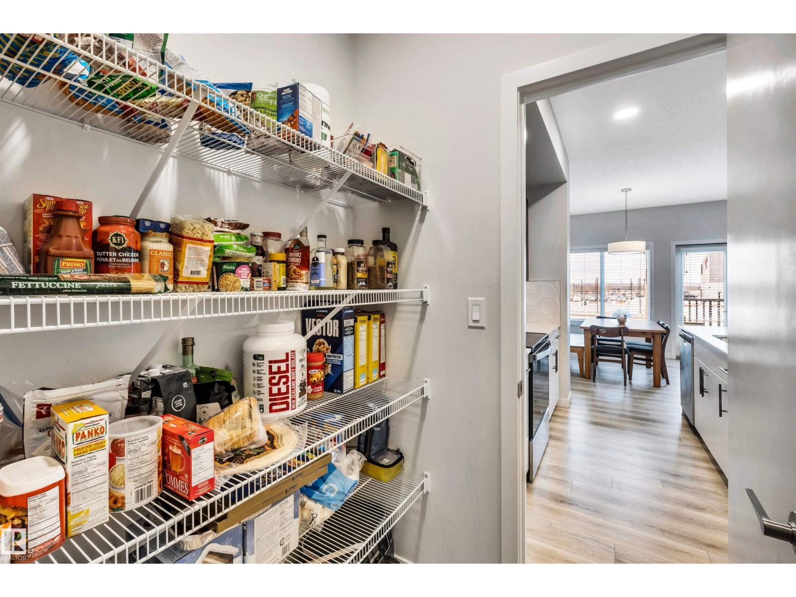 98 Kingsbury Ci, Spruce Grove, AB - Indoor With Storage