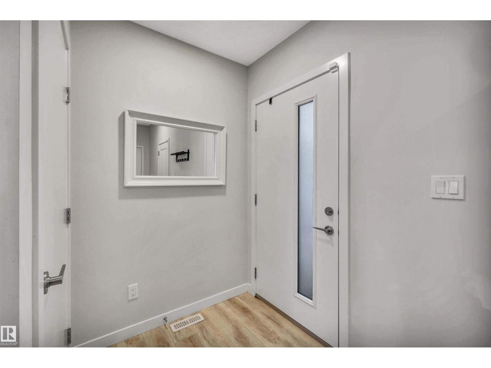 98 Kingsbury Ci, Spruce Grove, AB - Indoor Photo Showing Other Room