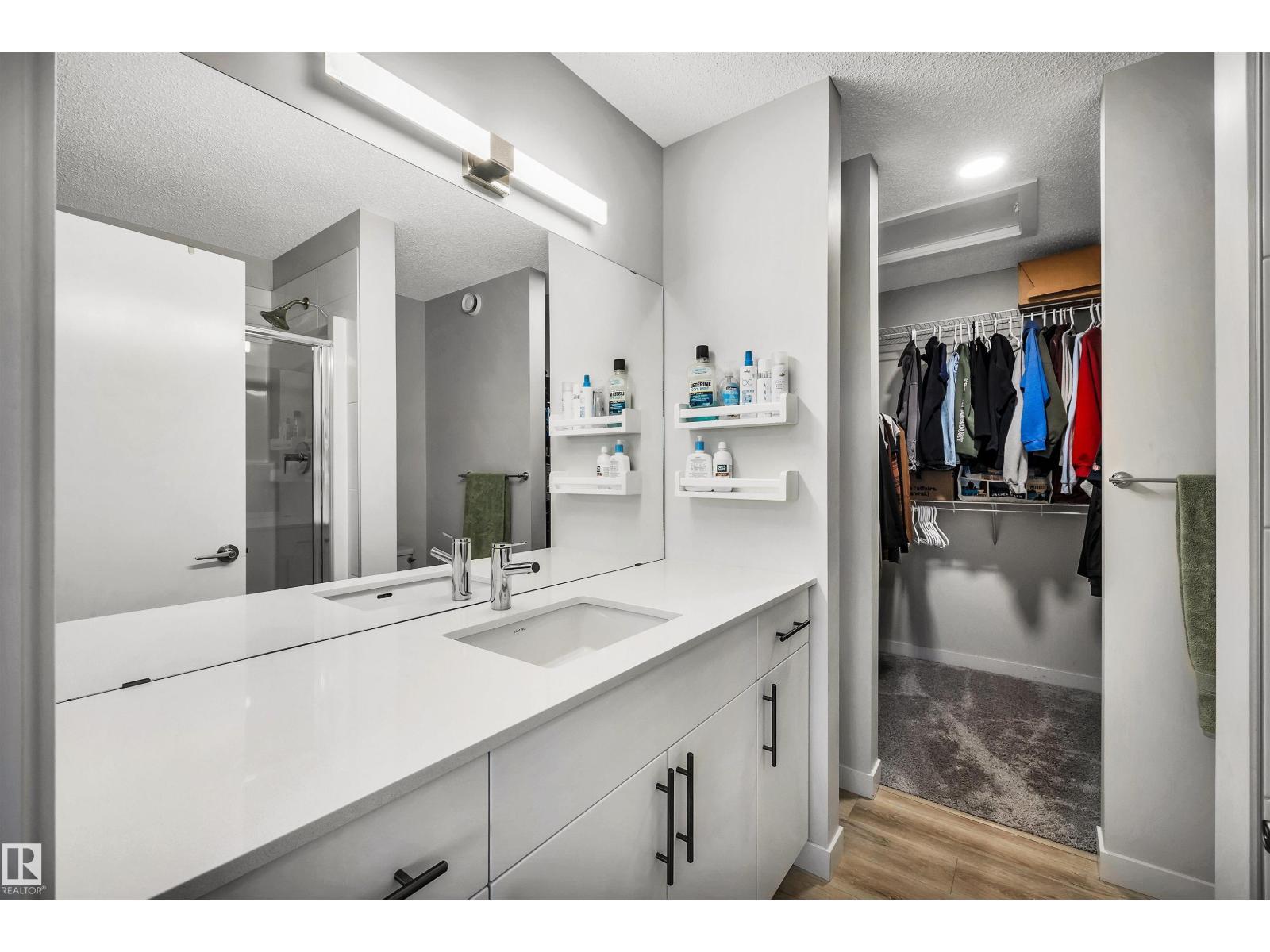 98 Kingsbury Ci, Spruce Grove, AB - Indoor Photo Showing Bathroom