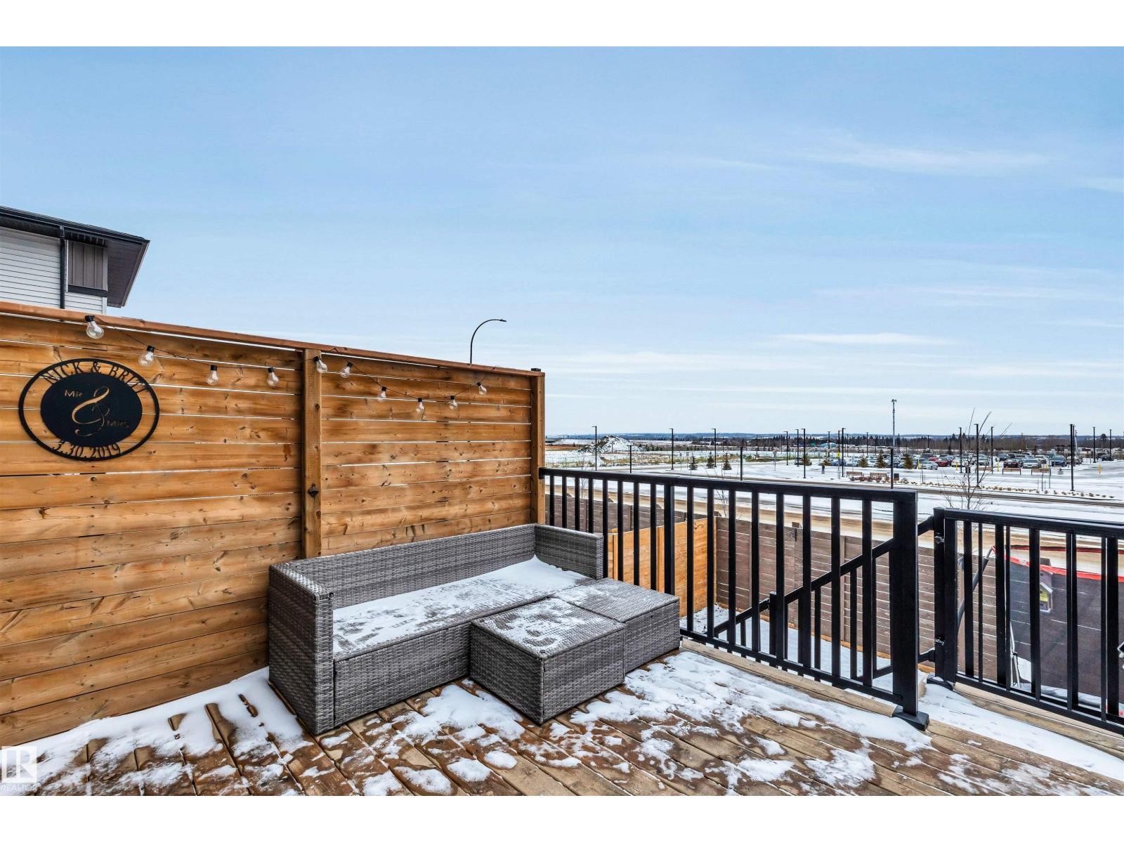 98 Kingsbury Ci, Spruce Grove, AB - Outdoor With Exterior