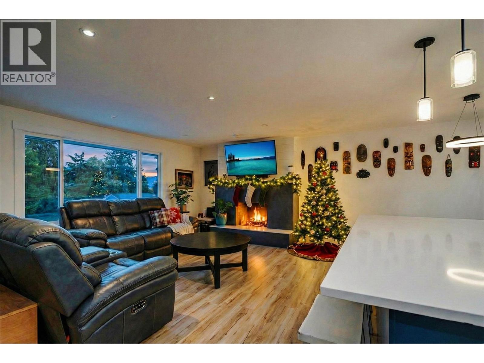 Virtually staged photo for living room - 10010 Kel Win Road, Lake Country, BC - Indoor Photo Showing Living Room