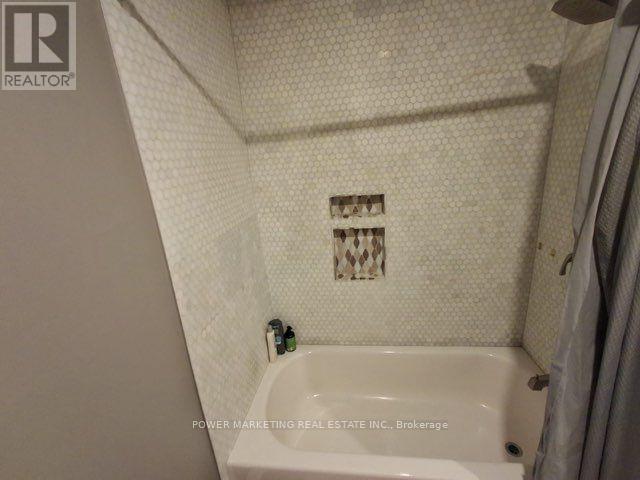 455 Valade Crescent, Ottawa, ON - Indoor Photo Showing Bathroom