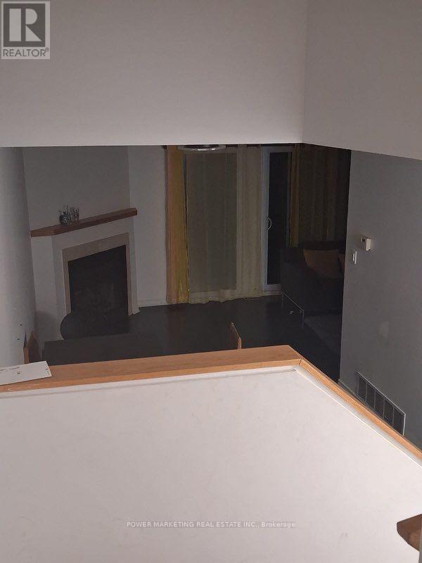 455 Valade Crescent, Ottawa, ON - Indoor