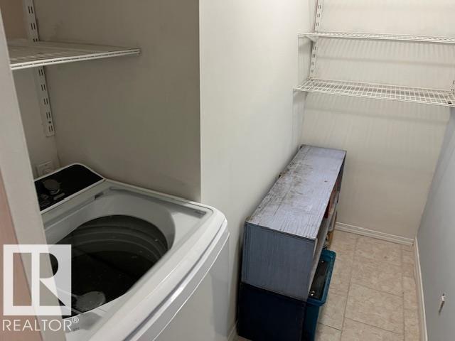 #407 10529 93 St Nw, Edmonton, AB - Indoor Photo Showing Other Room