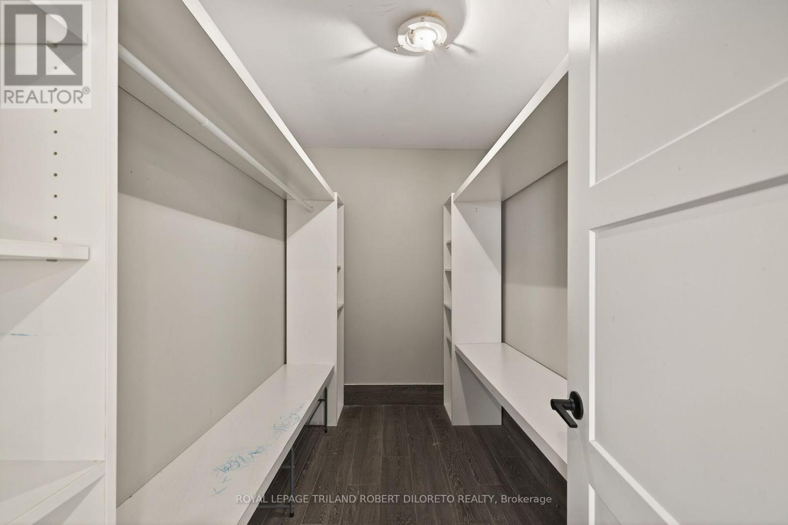 9755 Longwoods Road, Middlesex Centre, ON - Indoor