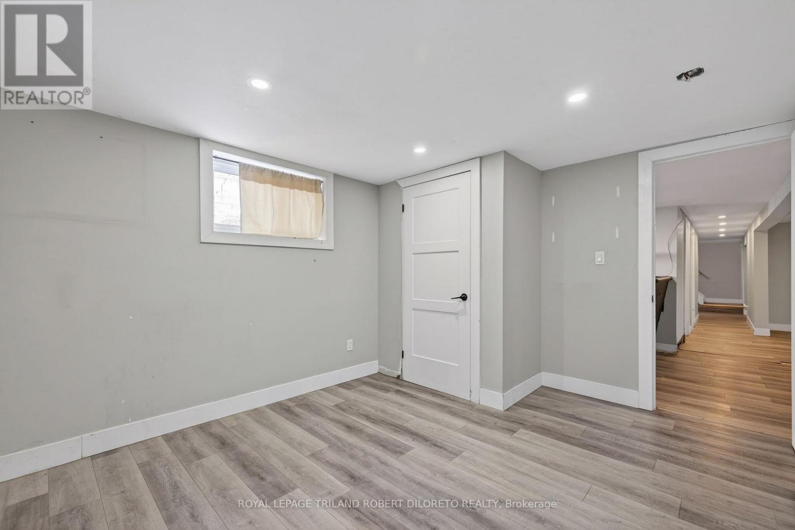 9755 Longwoods Road, Middlesex Centre, ON - Indoor Photo Showing Other Room
