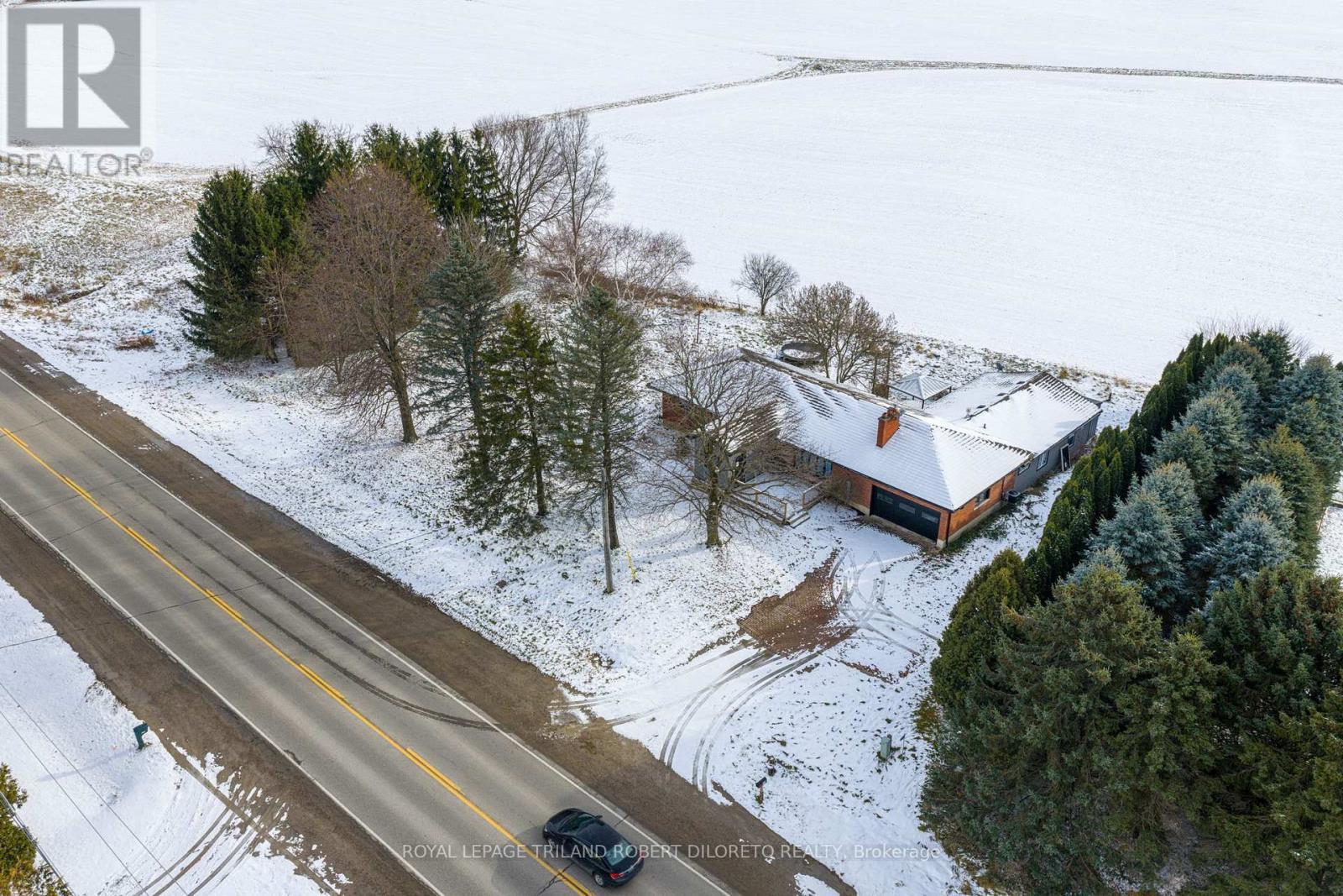 9755 Longwoods Road, Middlesex Centre, ON - Outdoor With View